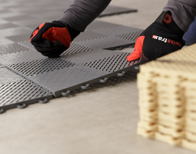 Installing Swisstrax Ribtrax Pro Smooth